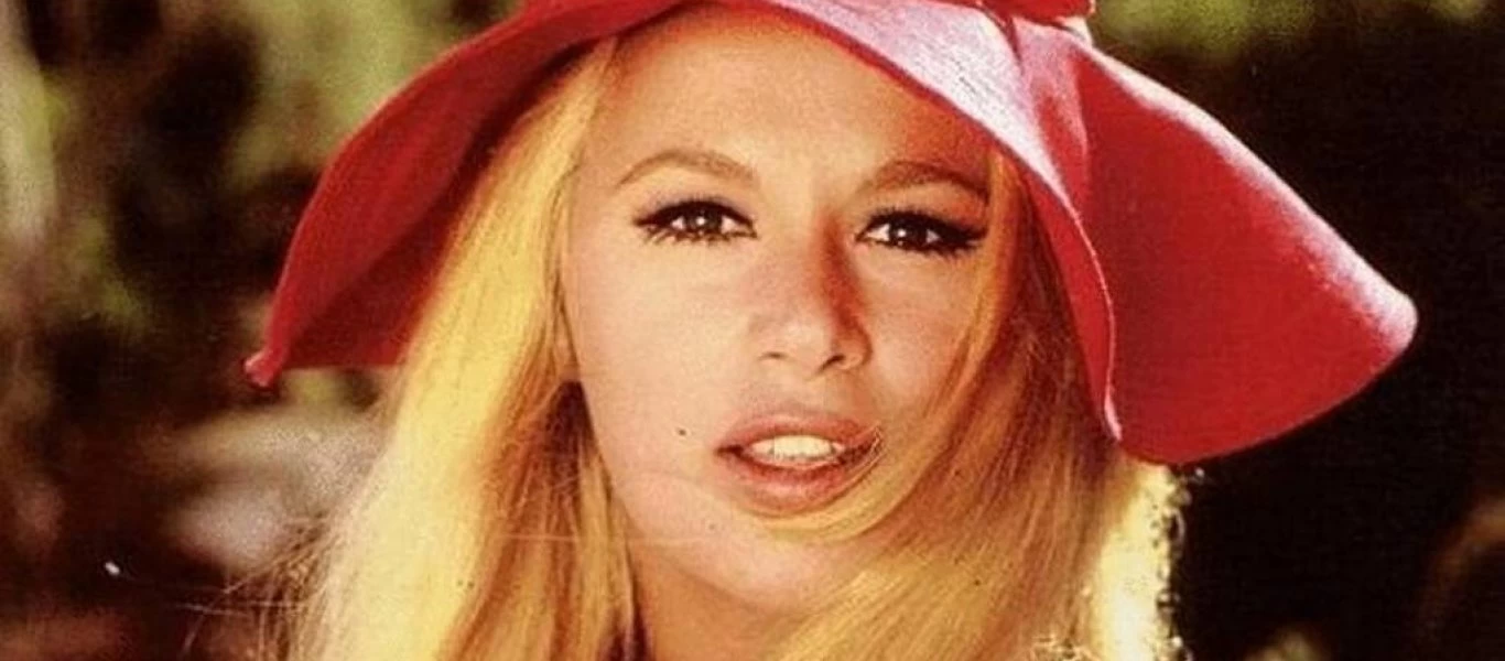 Αλίκη Βουγιουκλάκη: Η «νεκροβάπτιση» και η εκτέλεση του πατέρα της (φωτο)